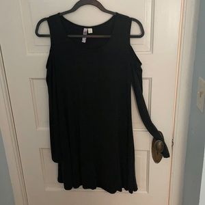 Black long sleeve dress